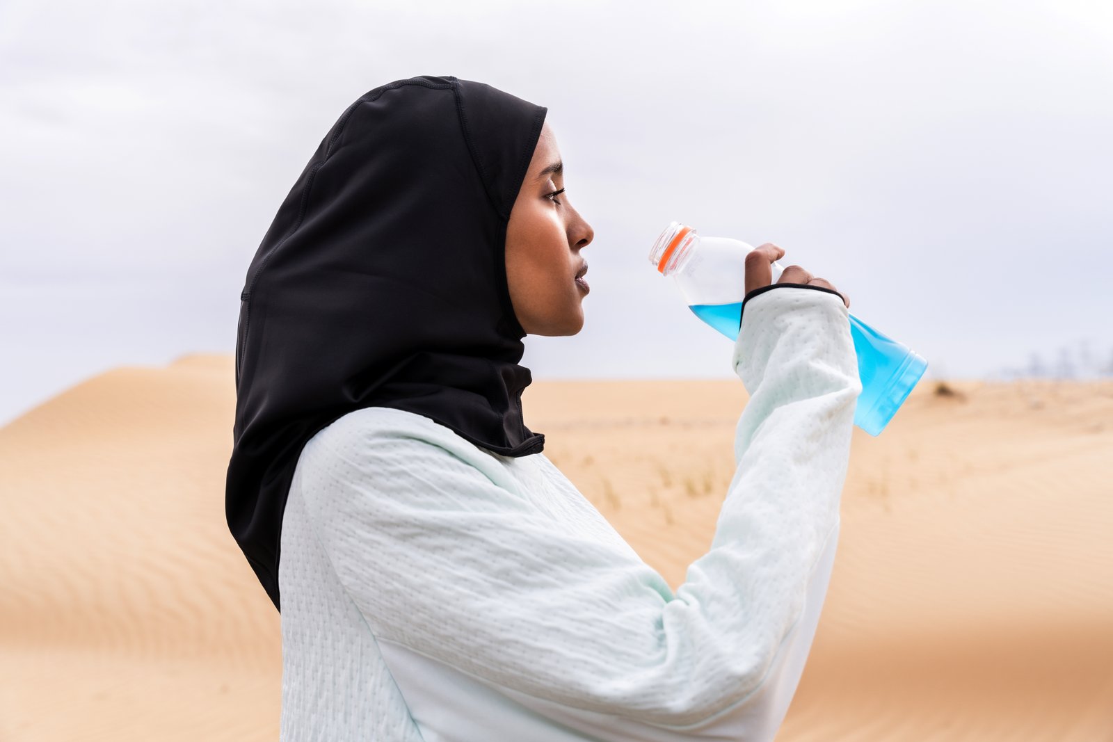 Why your spine suffers in the Gulf summer heat